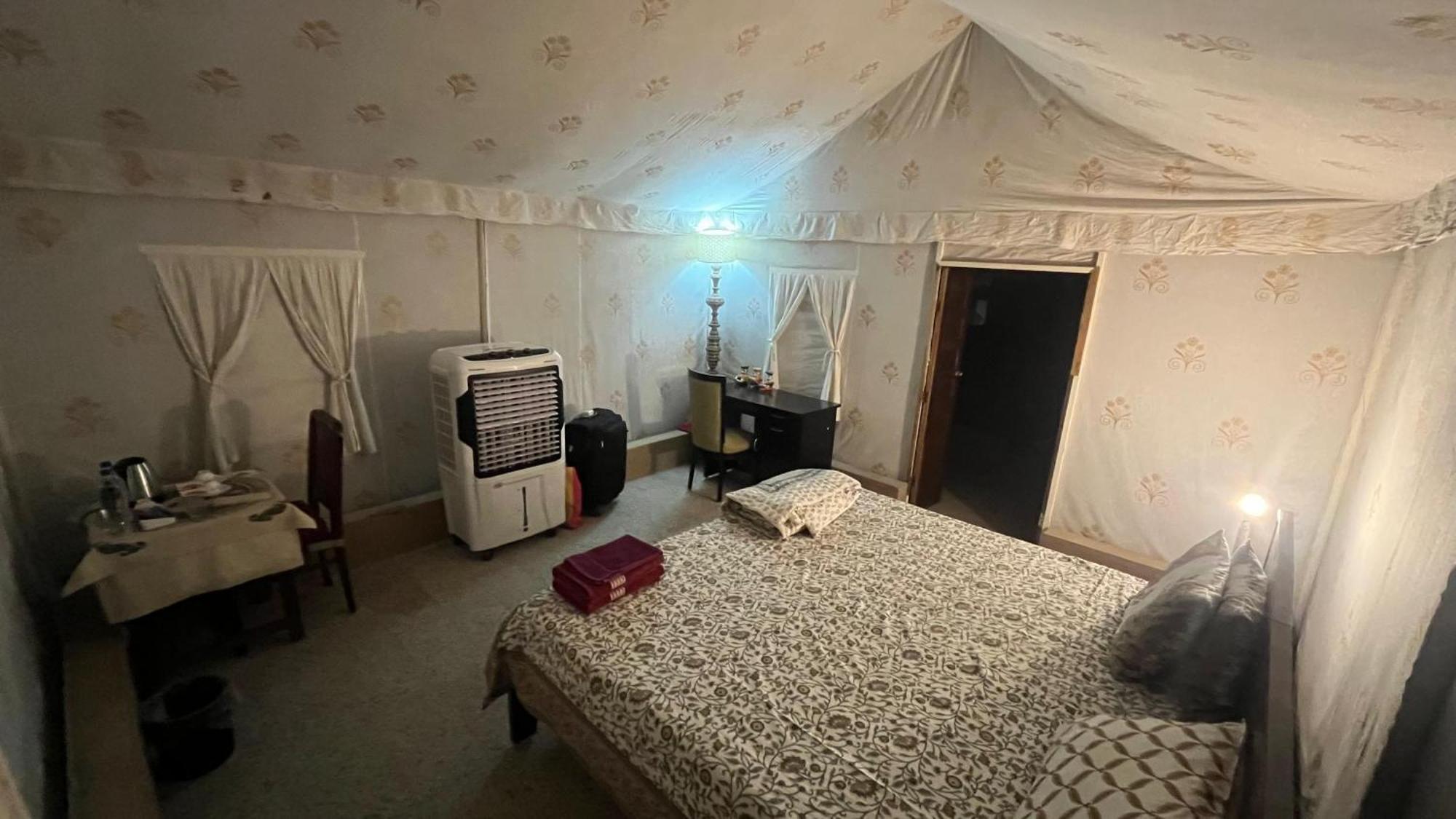 Happy Homestay Jaipur Exterior photo